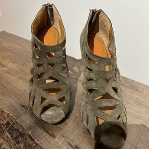 KORS Michael Kors suede heels - size US 7.5